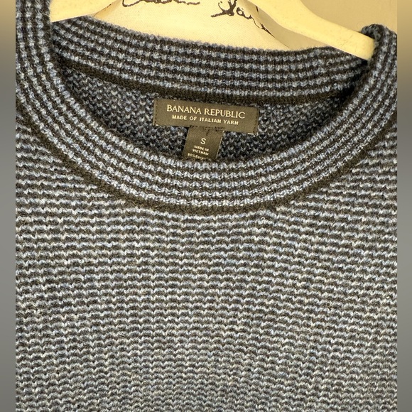 MEN’S Banana Republic Wool Blend Crew-Neck Sweater in Black & Navy, Size Small - Picture 8 of 14